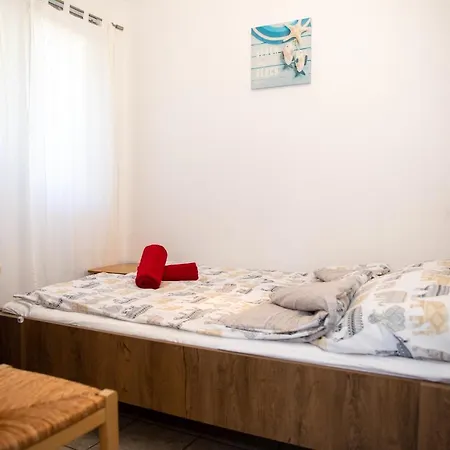 Orgonavirag Appartement